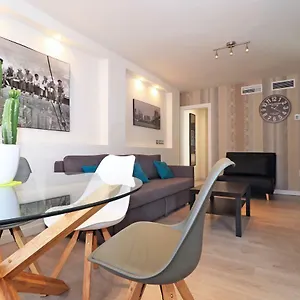  Apartamento Del Parque Flats Hernan Ruiz